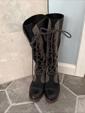 Sorel Cate The Great Tall Wedge boots 7.5 US / 38.5 EUR / 5.5 UK